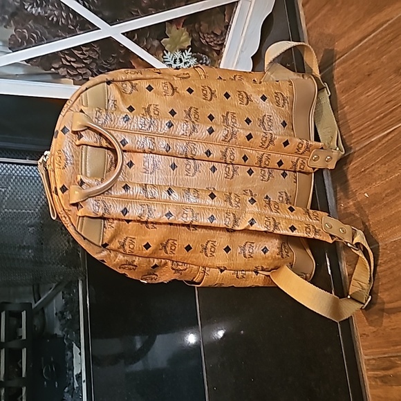 MCM Cognac Backpack with Silver Studs - Picture 4 of 9